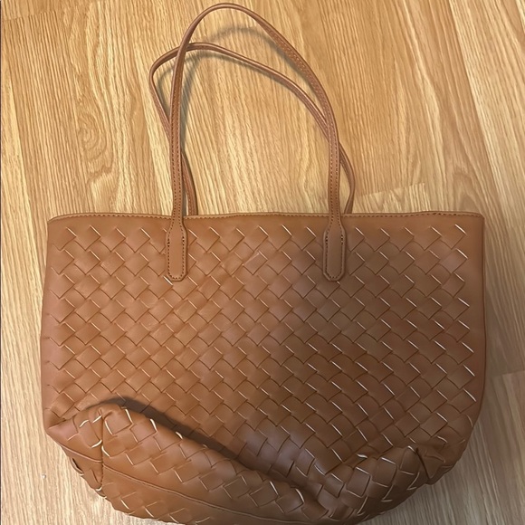 Urban Expressions Tan Woven Tote Bag - Picture 3 of 6
